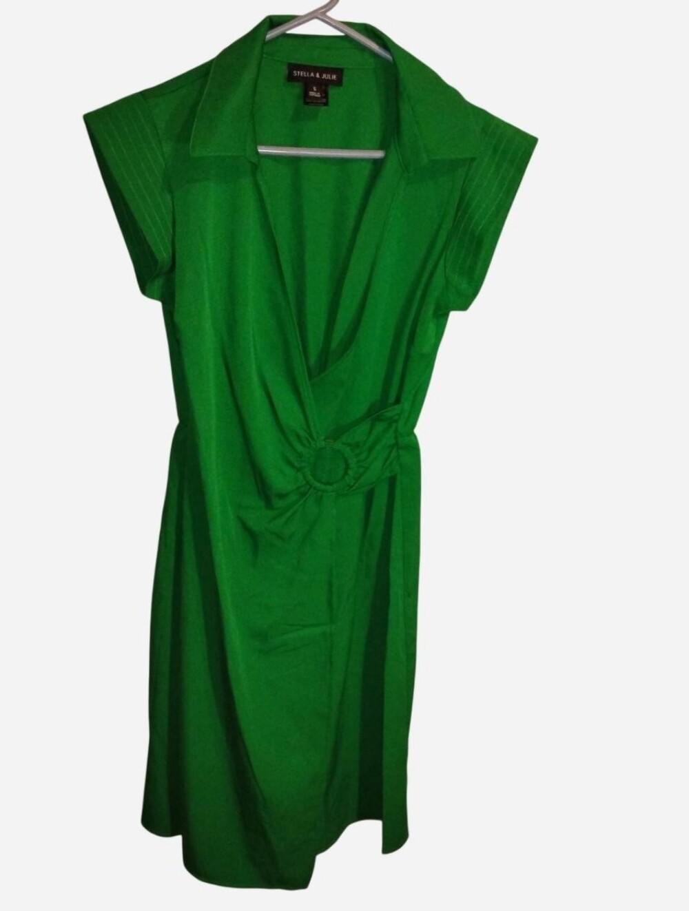 Stella & Julie Green O-Ring Draped Faux Wrap Collar Cap Sleeve Dress Size S NWT